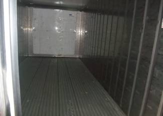 услуги по хранению грузов в 20, 40 футовых рефрижераторных контейнерах.